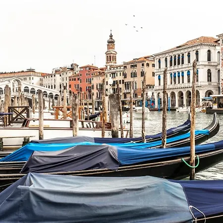 Charming On The Grand Canal R&r Apartamento